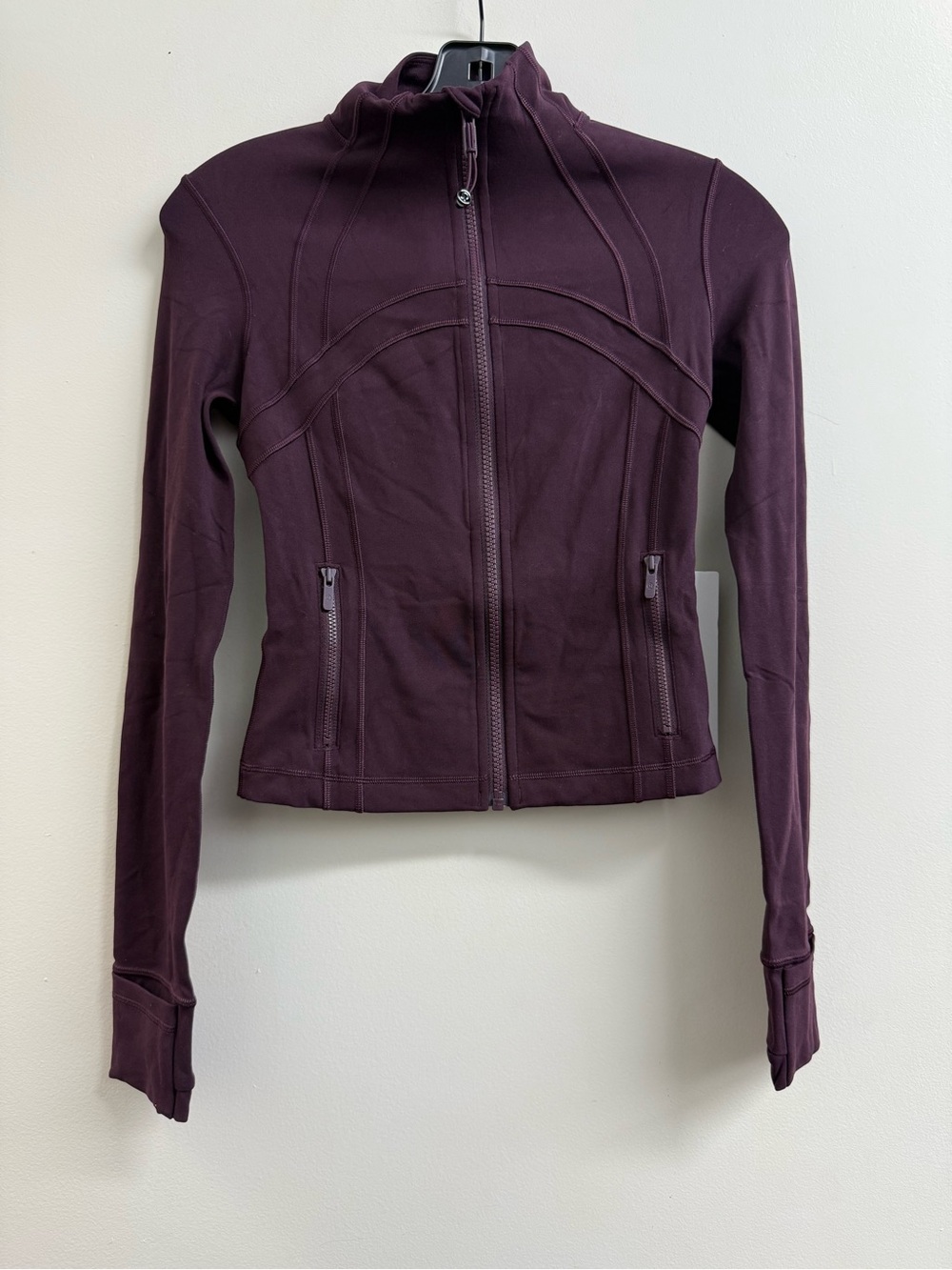 LuluLemon Define Cropped Jacket Nulu in Black Plum